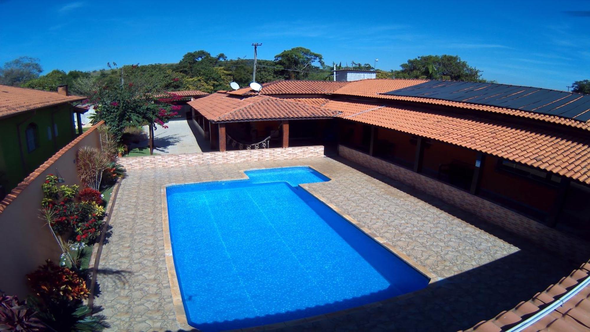 Chacara Bella Vida Com Piscina Churrasqueira Salao De Festas Fogao A Lenha Quadra Арасаригуама Экстерьер фото